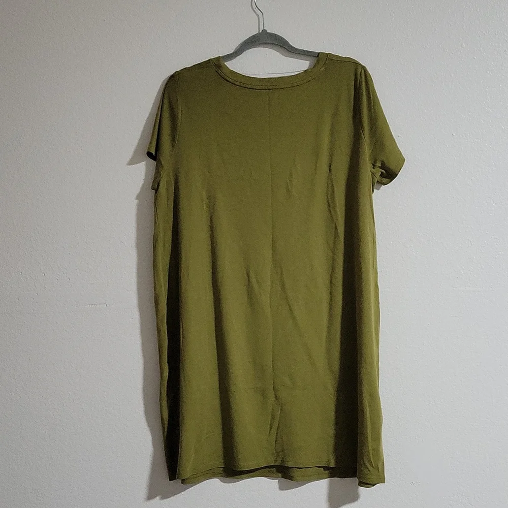 AVA & VIV Olive Green T-Shirt Dress - Picture 2 of 2